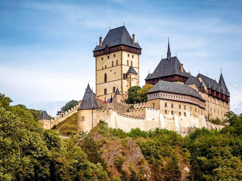 Munich-Prague One-Way Sightseeing Tour Bus