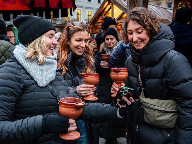 Christmas Markets Food Tour in Munich