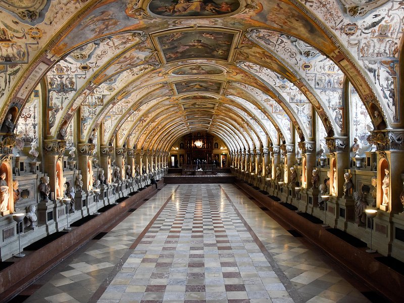 The Munich Residenz Palace and Treasury Private Tour