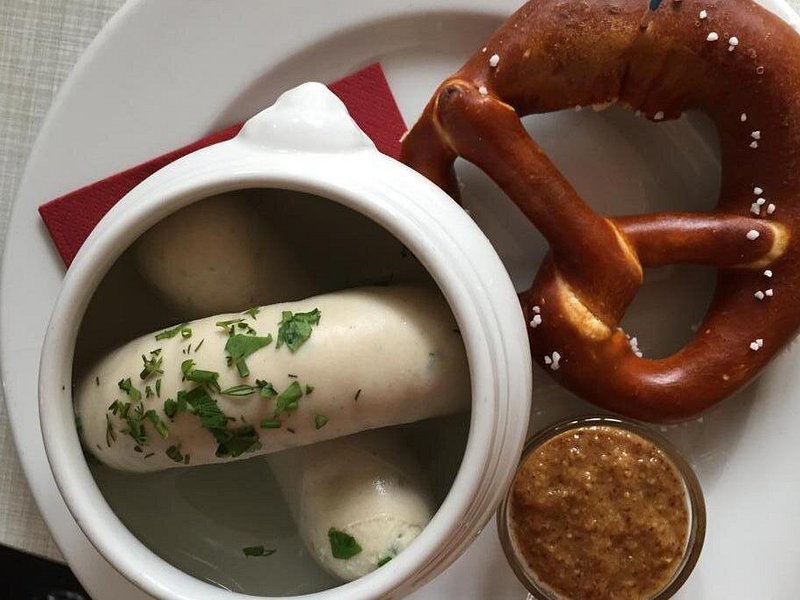 Munich Viktualienmarkt and Beyond Small-Group Food Tasting Tour