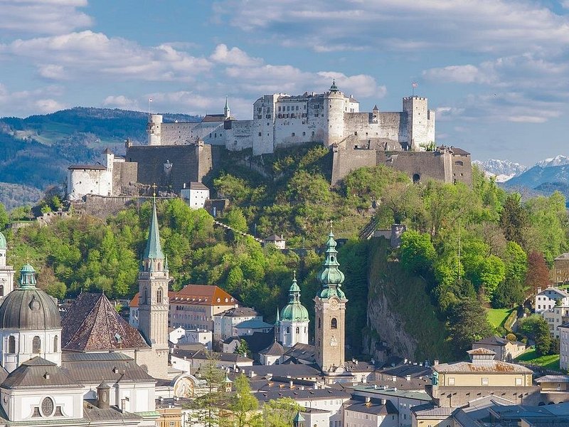 Private Day Trip From Munich to Salzburg and Back, Local Driver