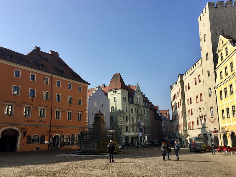 Regensburg Private Guided Day Tour from Munich by Rail