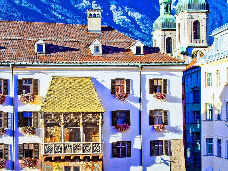 MY * GUiDE EXCLUSiVE PANORAMA alpine tour to INNSBRUCK (/ Swarovski) from Munich