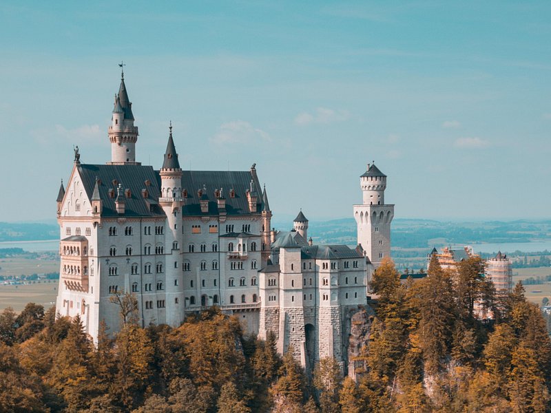 Private Castle Tour from Munich: Neuschwanstein, Hohenschwangau, and Linderhof