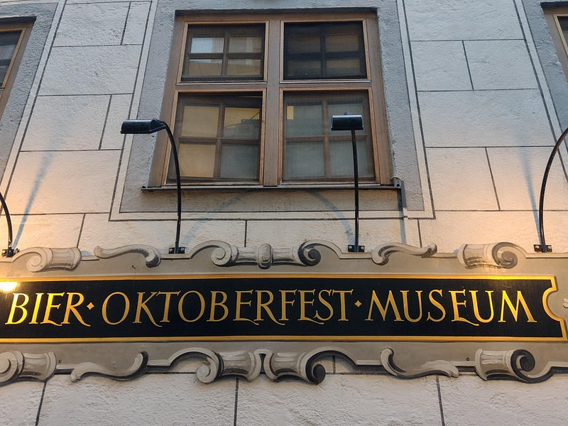 Oktoberfest Museum visit and beer tasting with sommelier