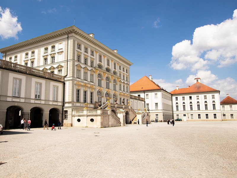 Discover WWII and the Olympics of Munich with a Local