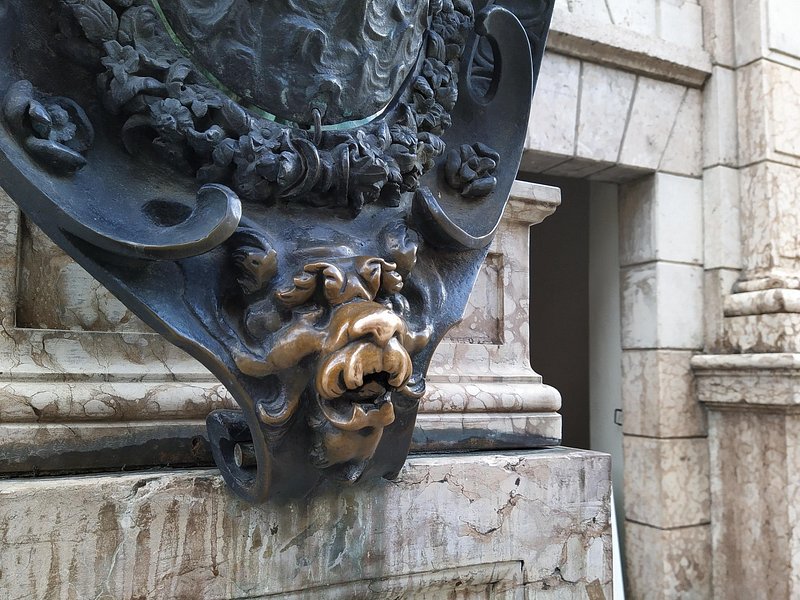 Private Full Day Munich Castles and Old Town Tour