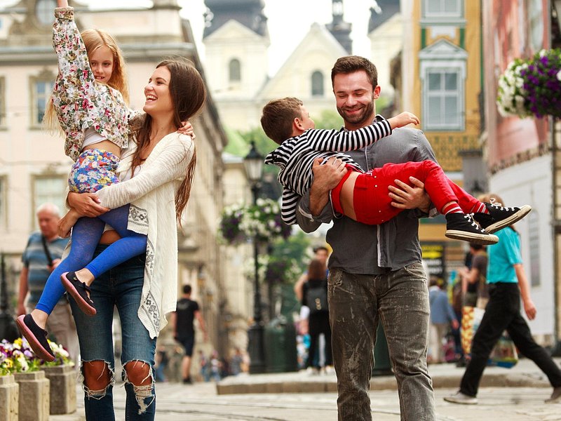 Munich: Friendly History for Family with Kids Guided Walking Tour