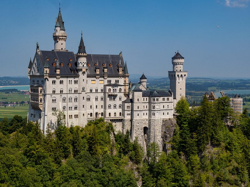 Neuschwanstein & Linderhof – Fairytale Castles Tour from Munich