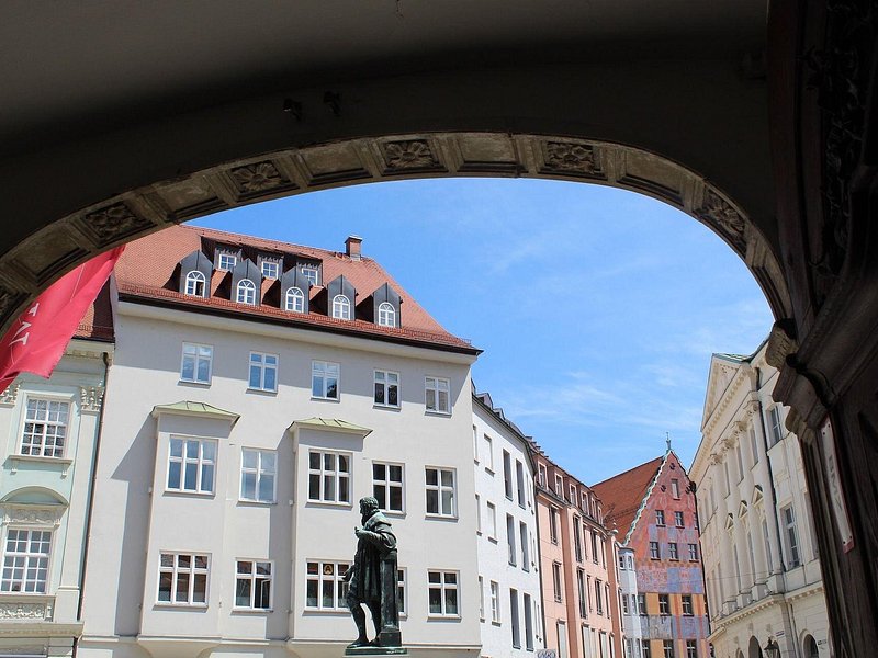 Munich to Augsburg Private Excursion with Public Transportation