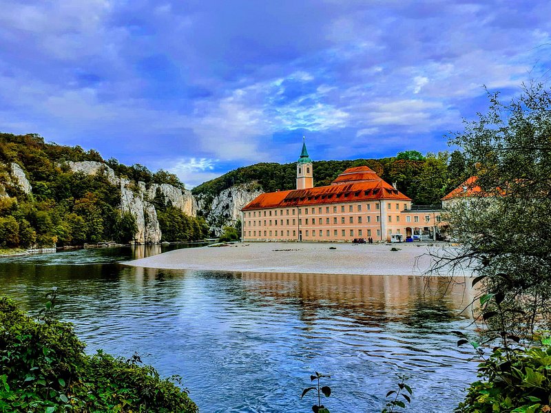 Exclusive Bavarian beer tastings with Danube cruise from Munich