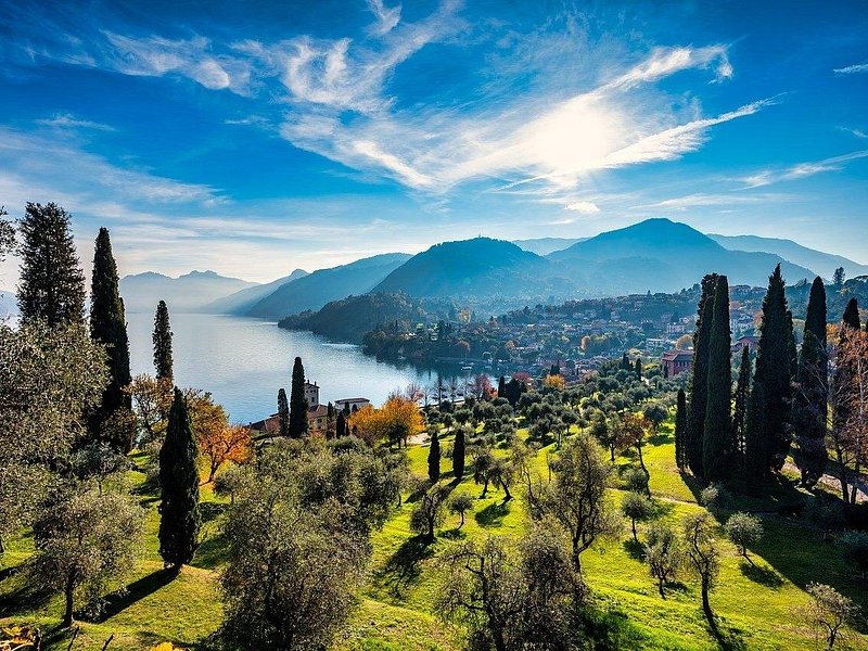 Private Transfer from Munich to Milan with 2 Hour of Sightseeing