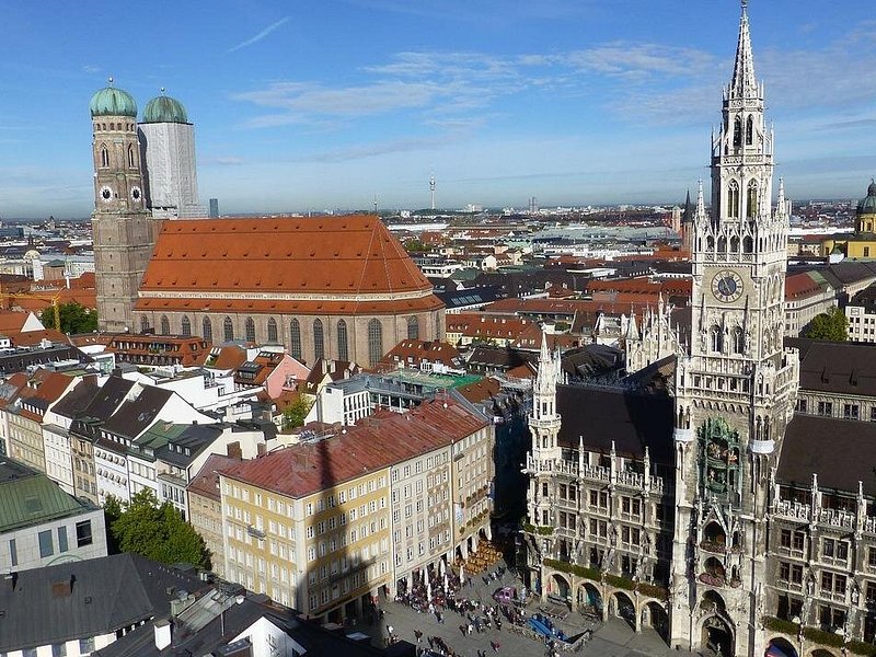 Step into a Fairytale : Neuschwanstein & Linderhof from Munich