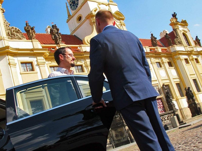 Private Transfer from Munich to Prague in a Luxury Car