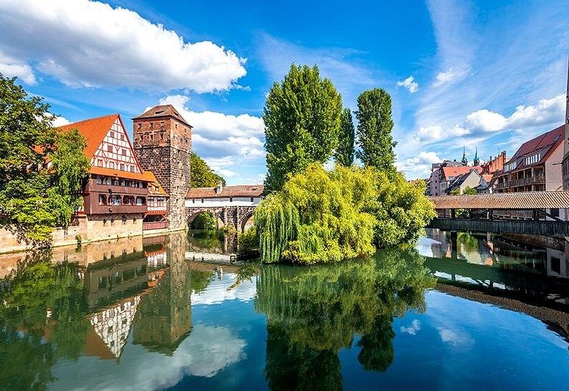 Nuremberg private transfer from Munich